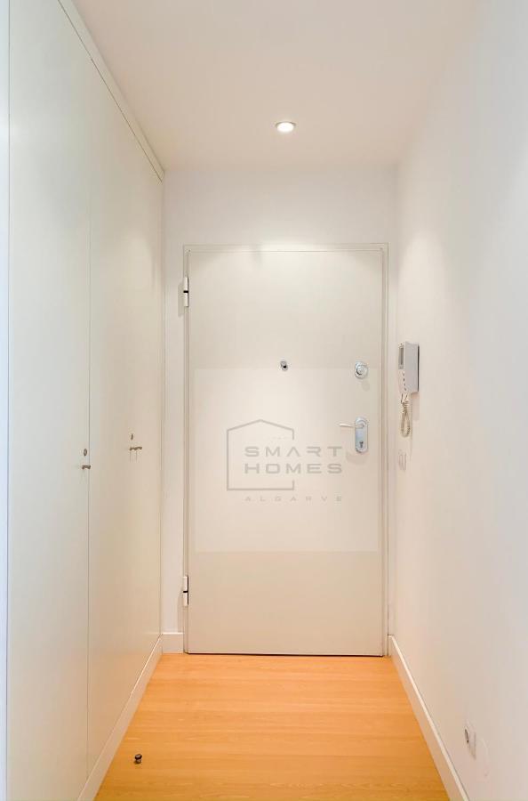 Bright & Spacious 2 Bed Flat 2 Bath W Garage In Lagos Marina 외부 사진