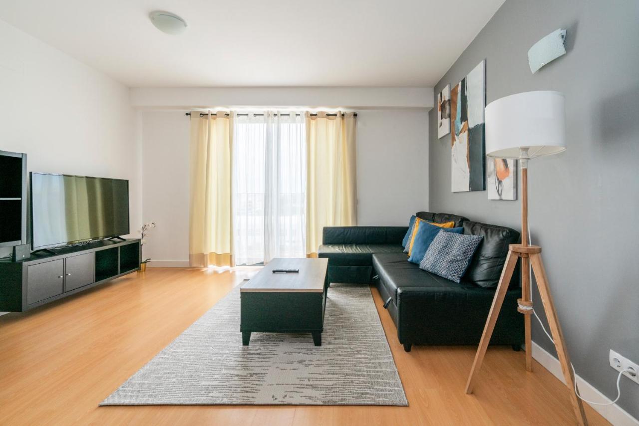 Bright & Spacious 2 Bed Flat 2 Bath W Garage In Lagos Marina 외부 사진
