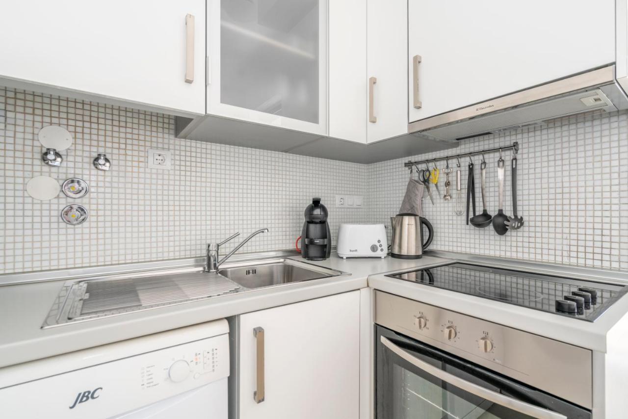 Bright & Spacious 2 Bed Flat 2 Bath W Garage In Lagos Marina 외부 사진