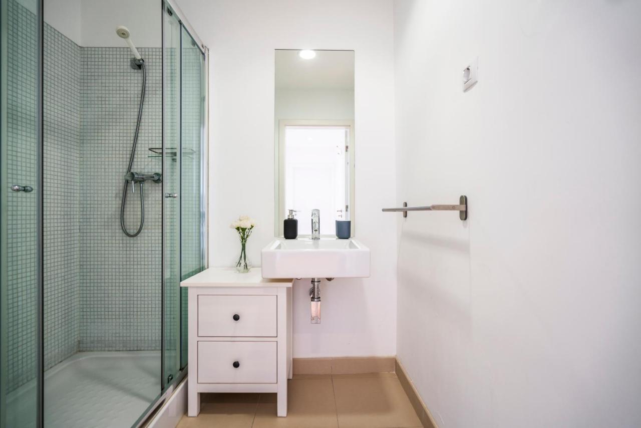 Bright & Spacious 2 Bed Flat 2 Bath W Garage In Lagos Marina 외부 사진